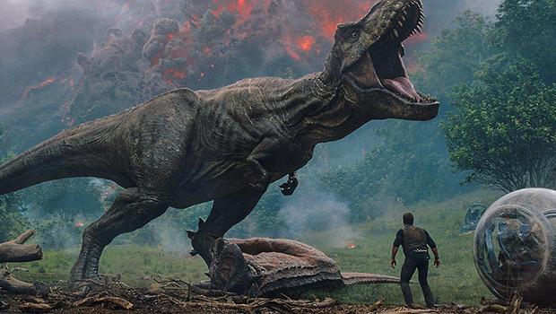 First thoughts on the intense, explosive Jurassic World: Fallen Kingdom trailer!