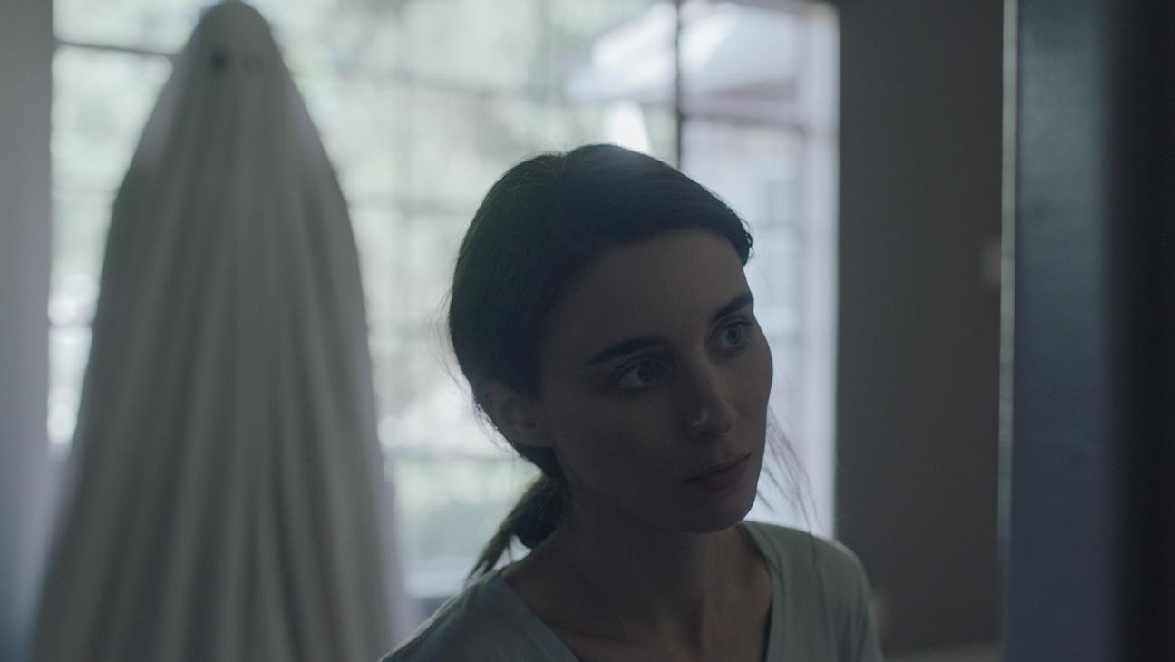 A Ghost Story Blu-ray review: Dir. David Lowery [2017]