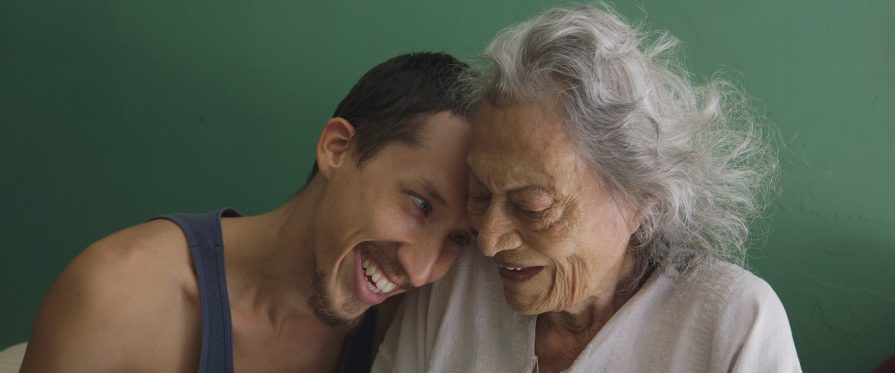 América review: Dir. Erick Stoll and Chase Whiteside (2019)