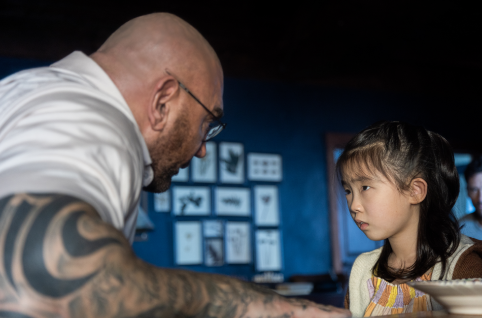 Knock at the Cabin review: Dir. M. Night Shyamalan (2023)