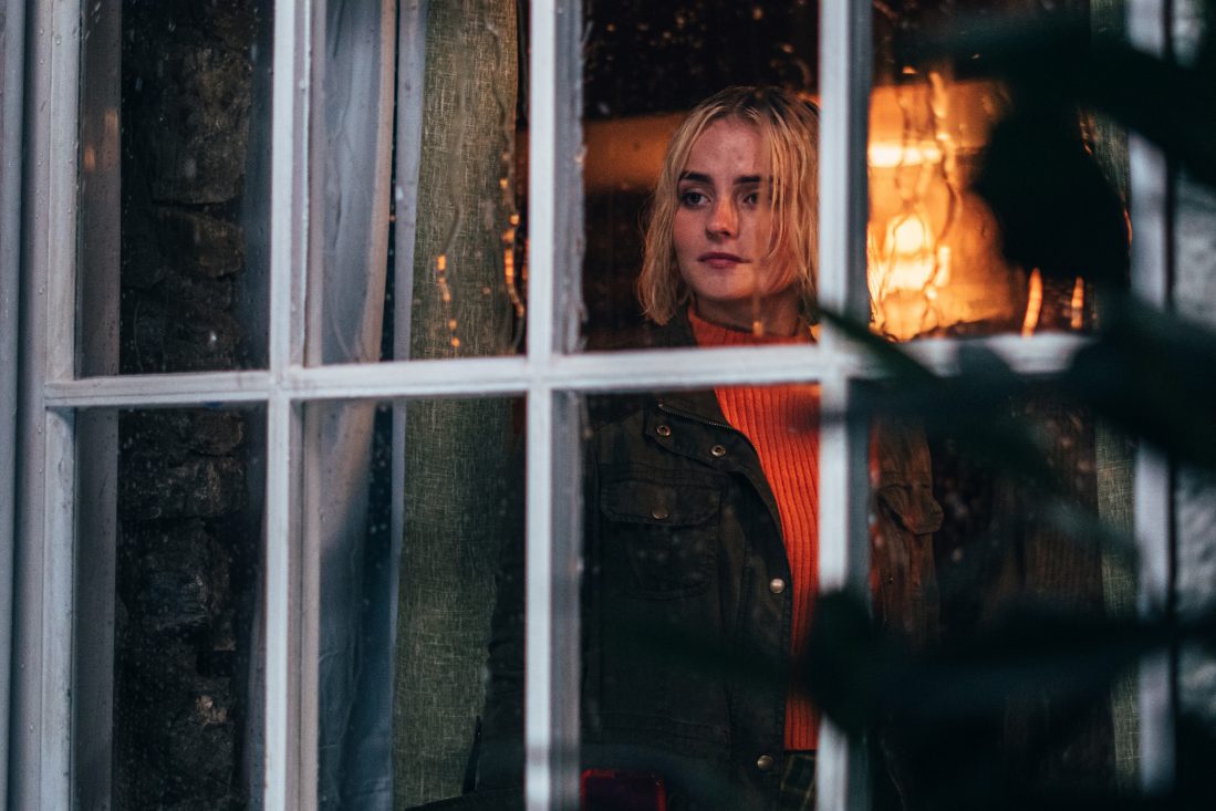 Doctor Who 1.4 Review: 73 Yards