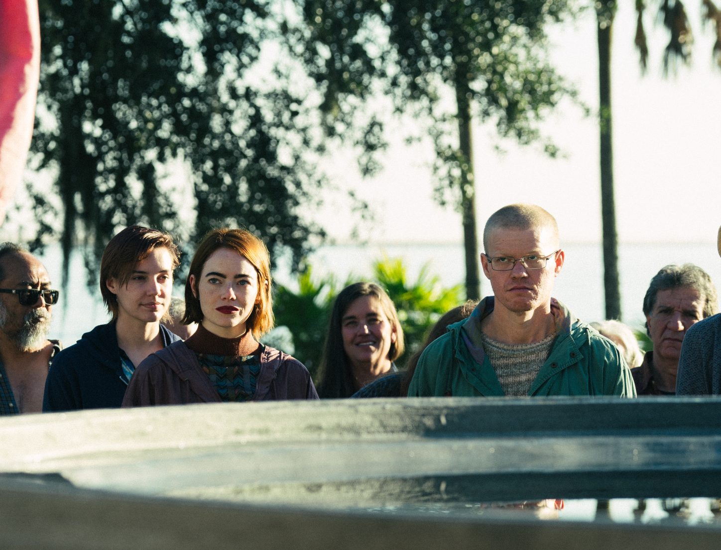 Curious trailer for Yorgos Lanthimos’ triptych tale Kinds of Kindness starring Emma Stone, Jesse Plemons, & many more