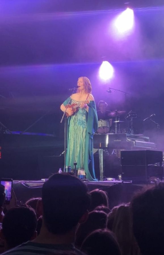 Freya Ridings at Somerset House Summer Sessions: Live Review